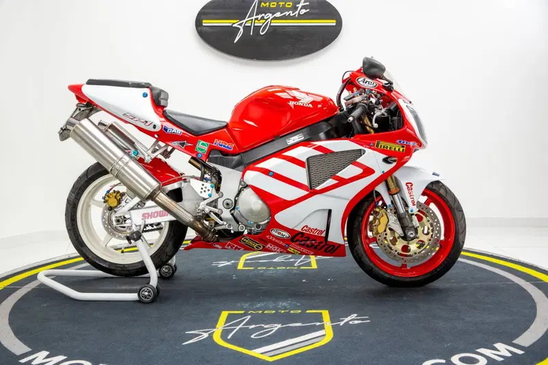 Honda VTR 1000 SP-1 (2000 - 01) (8)