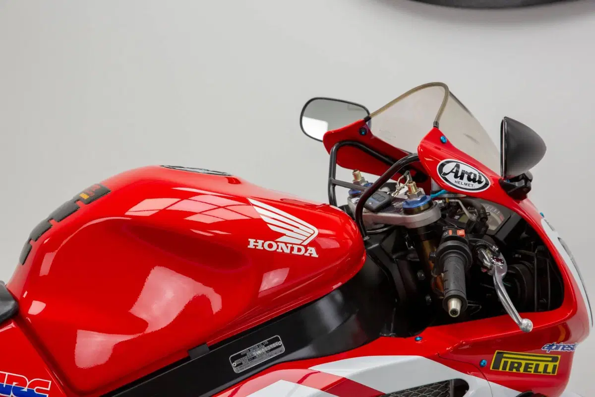 Honda VTR 1000 SP-1 (2000 - 01) (10)