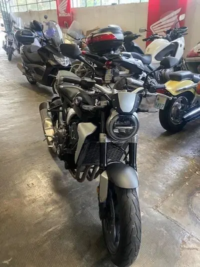Honda CB 1000 R (2021 - 25) usata
