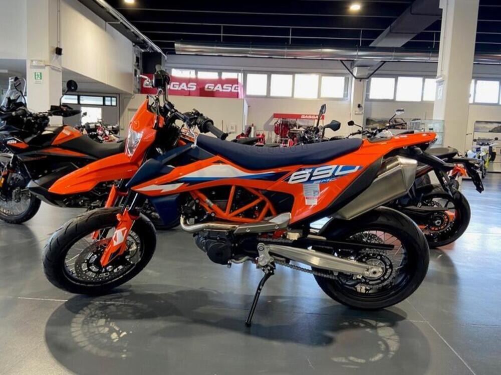 KTM 690 SMC R (2023 - 24)