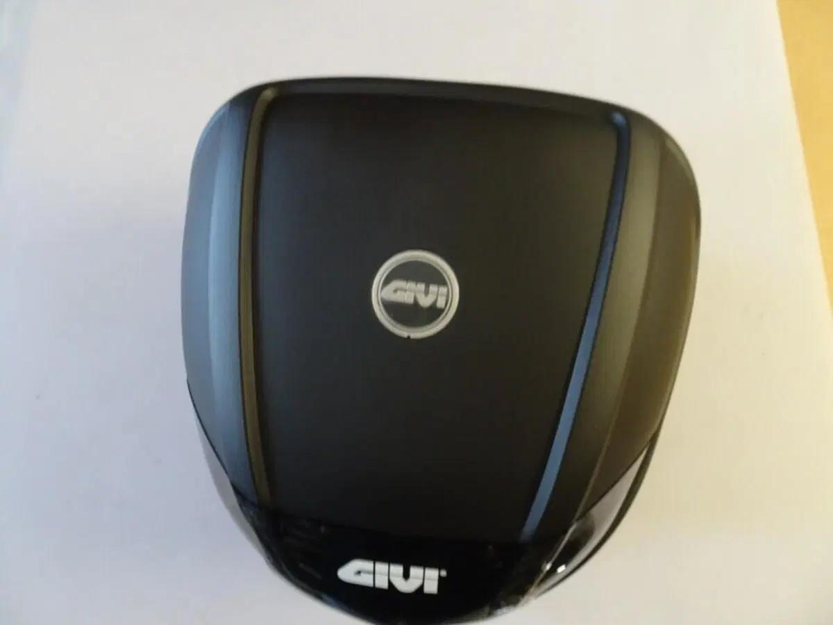 Bauletto 30 Lt Givi (3)