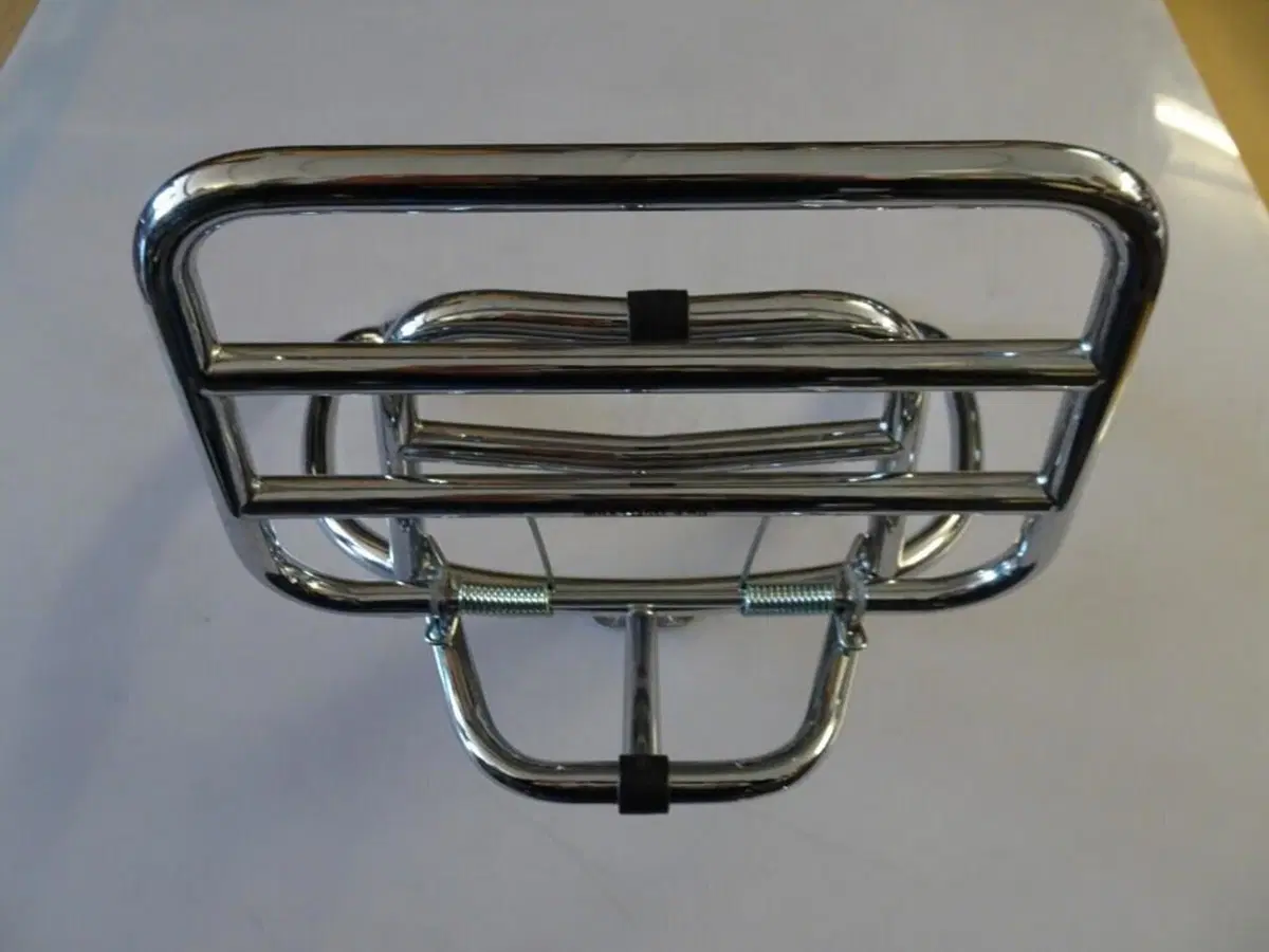 PORTAPACCHI POSTERIORE COMPLETO Vespa (3)