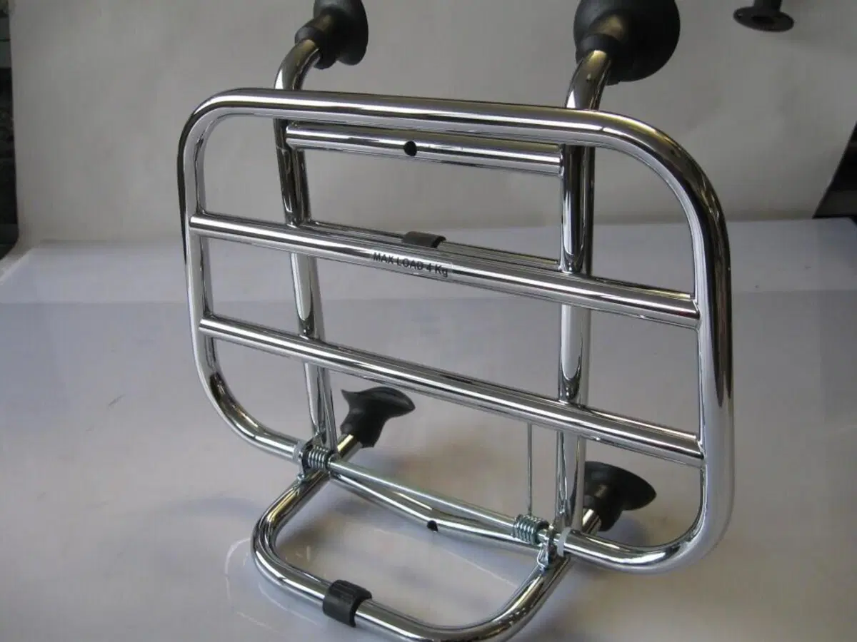 portapacchi anteriore Vespa Primavera / Sprint Piaggio