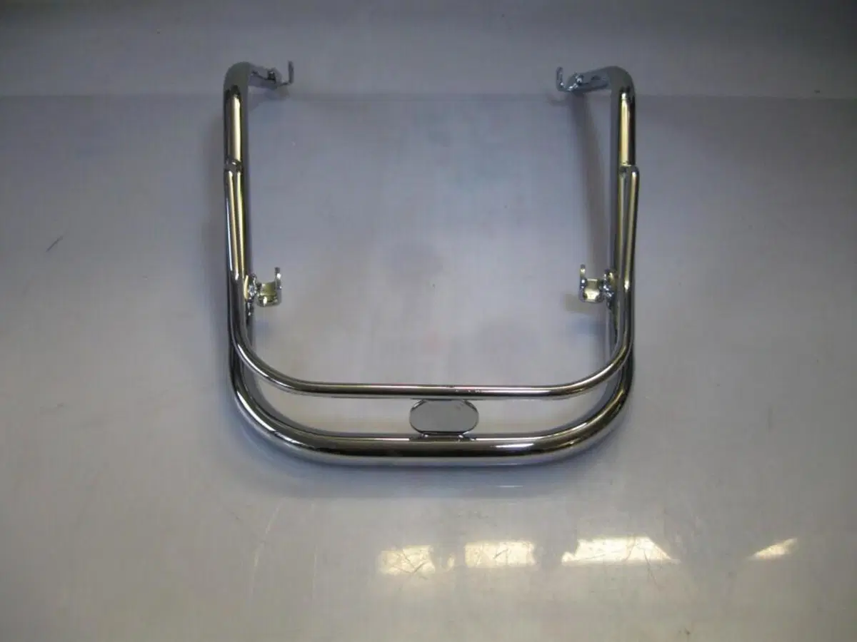 paraurti cromato ant. Vespa PX Piaggio (2)