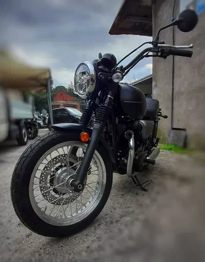Kawasaki W 800 (2021 - 26) usata