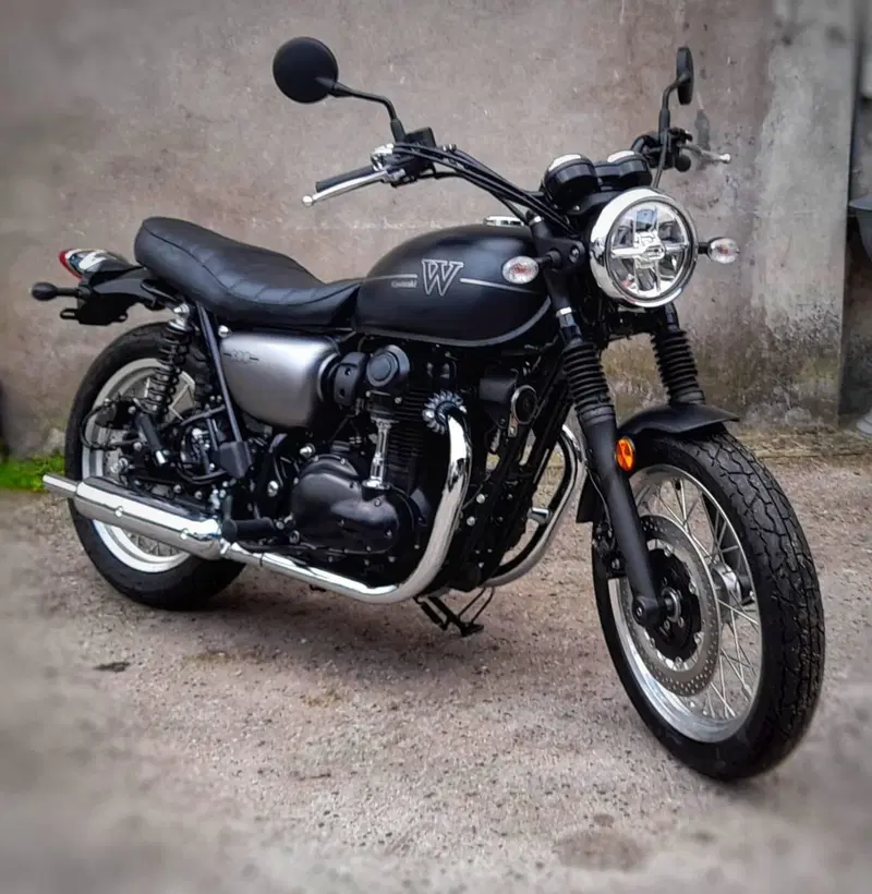 Kawasaki W 800 (2021 - 26) (2)