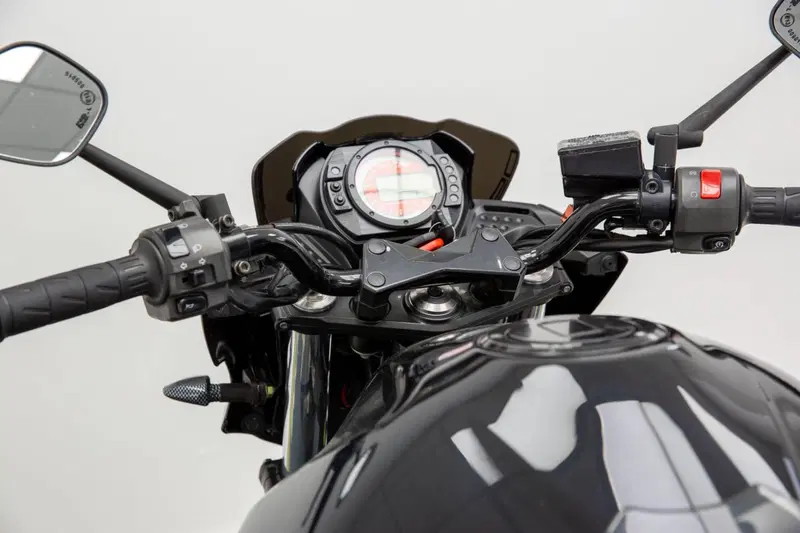 Kawasaki Z 750 (2003 - 06) (15)