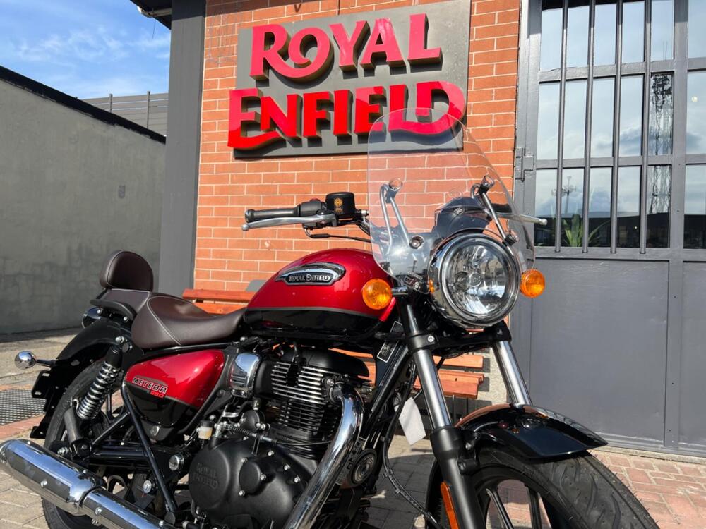 Royal Enfield Meteor 350 Supernova (2021 - 24) (4)