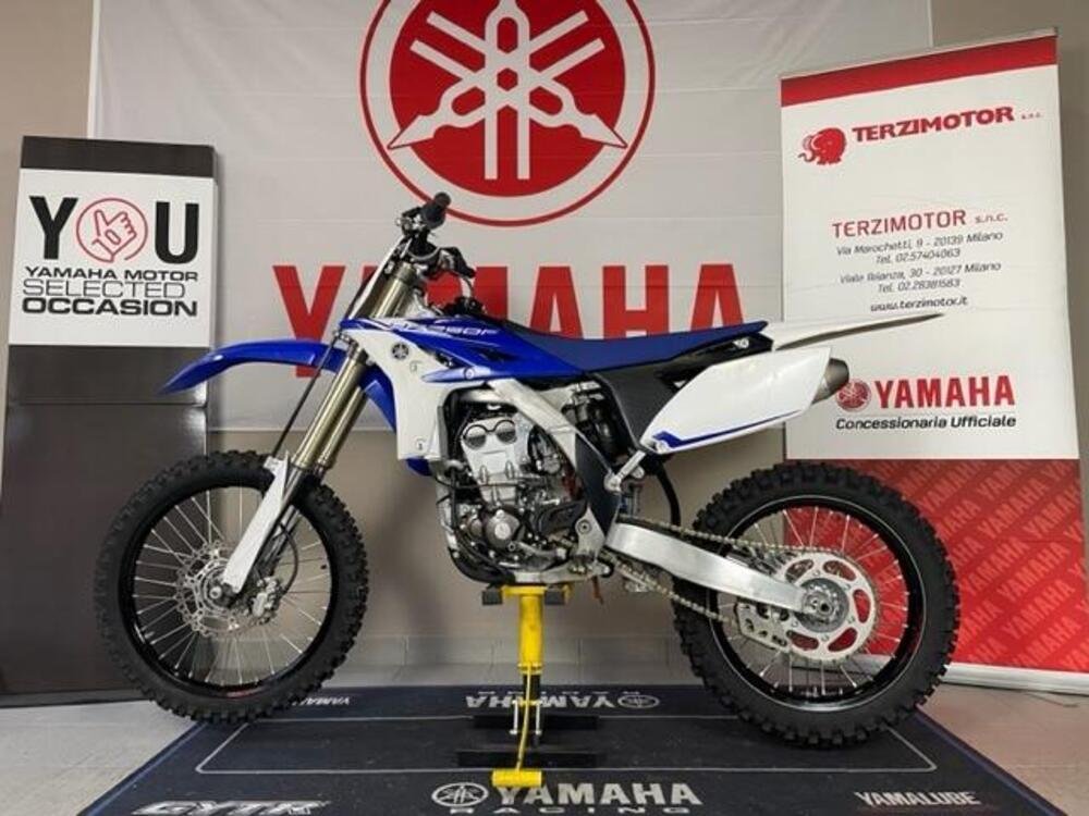 Yamaha YZ 250 (2012) (3)