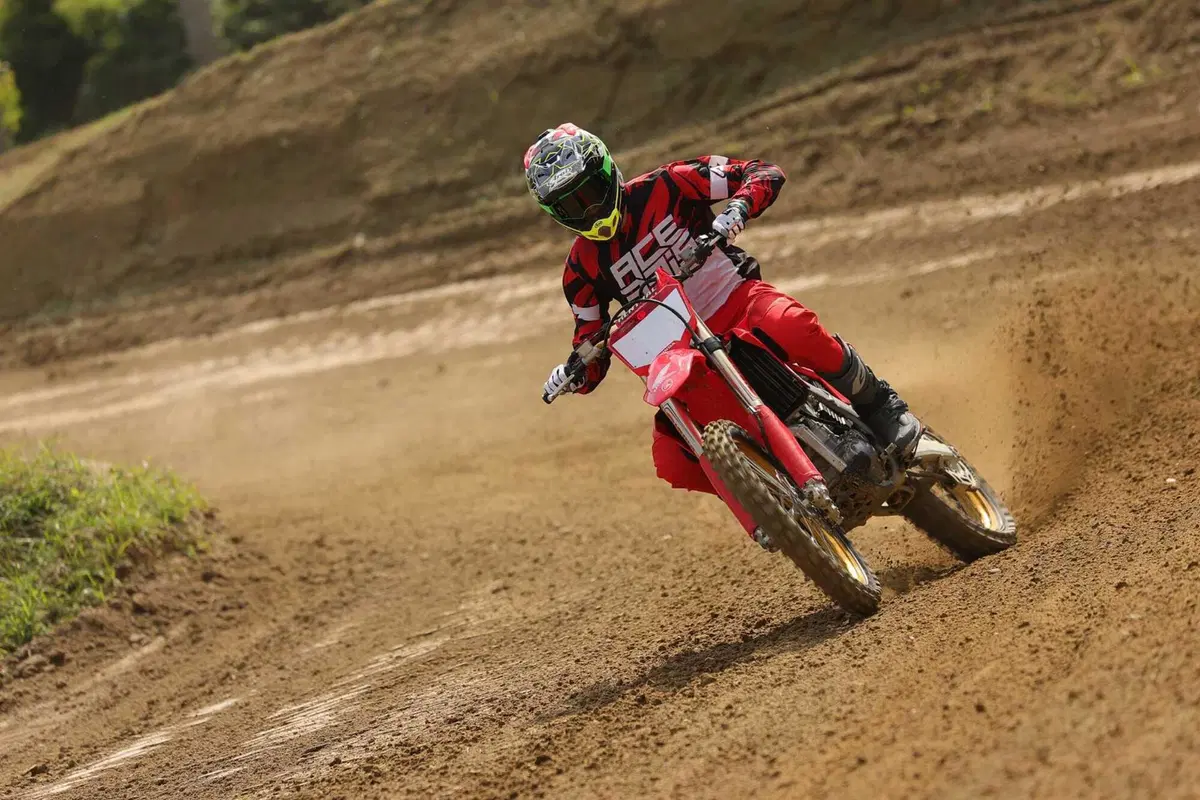 Honda CRF450R 50th Anniversary TEST: la MX che arriva dagli anni '80! (14)