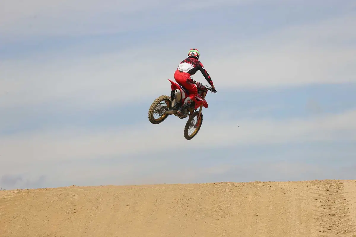 Honda CRF450R 50th Anniversary TEST: la MX che arriva dagli anni '80! (16)