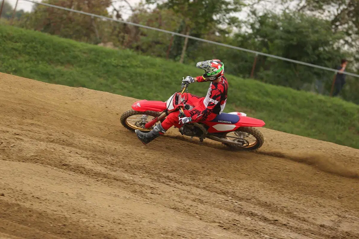 Honda CRF450R 50th Anniversary TEST: la MX che arriva dagli anni '80! (18)