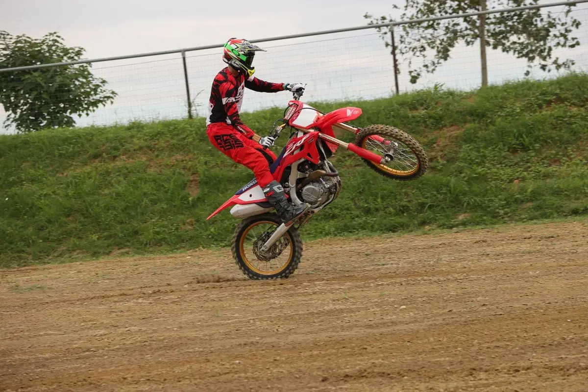 Honda CRF450R 50th Anniversary TEST: la MX che arriva dagli anni '80! (19)