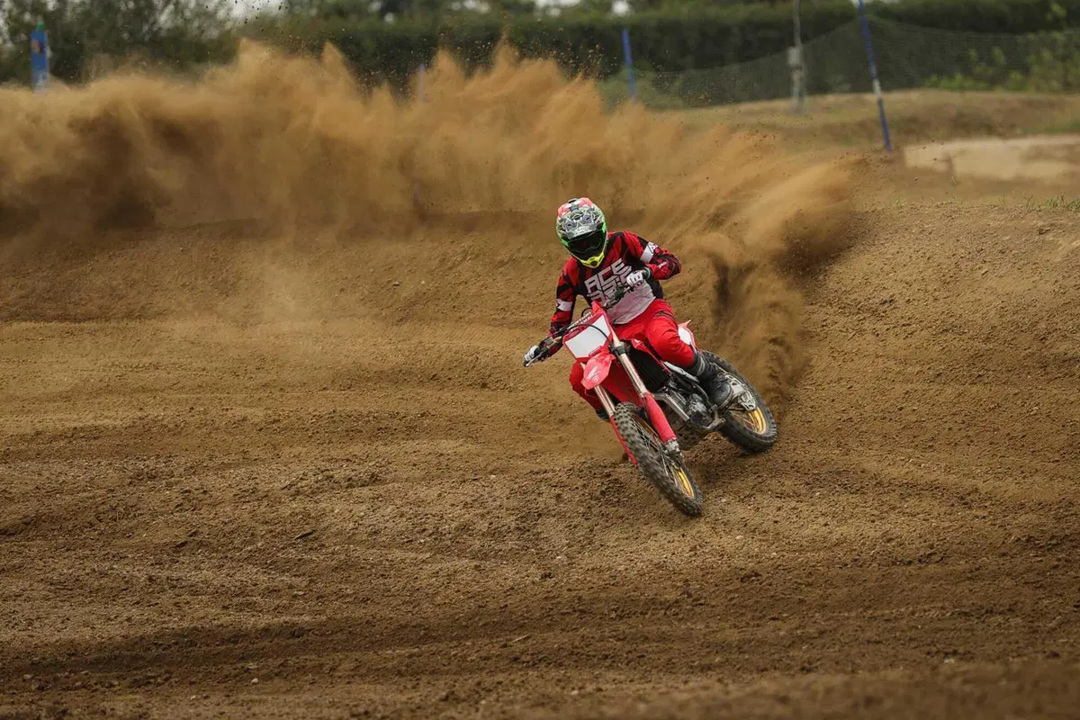 Honda CRF450R 50th Anniversary TEST: la MX che arriva dagli anni '80! (24)