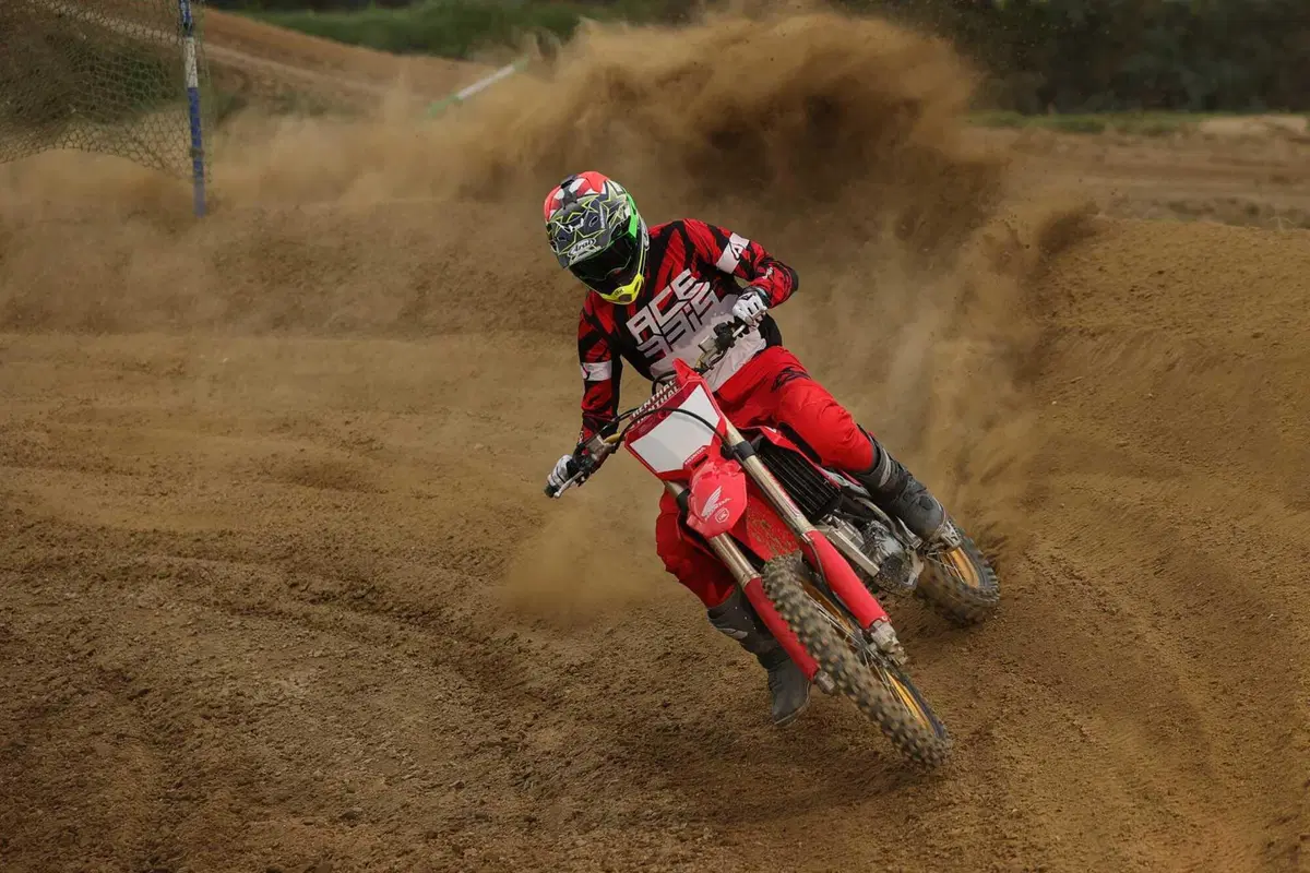 Honda CRF450R 50th Anniversary TEST: la MX che arriva dagli anni '80! (29)