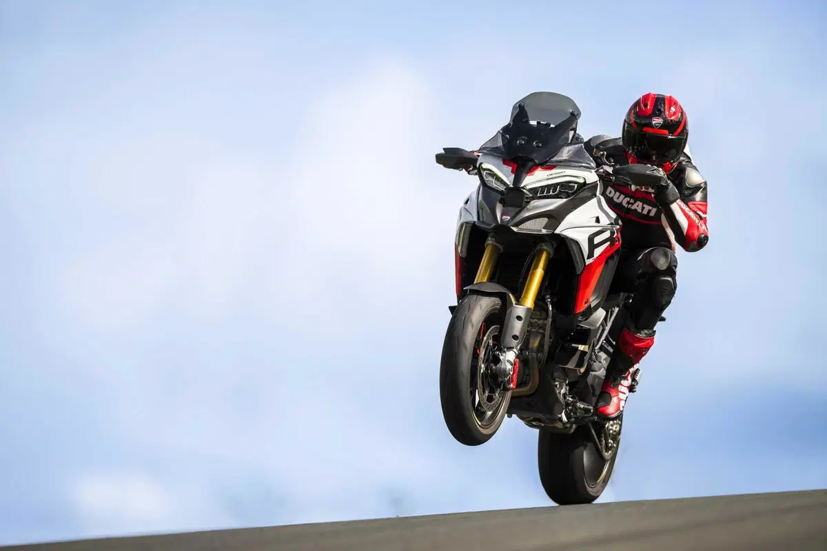 Nuova Ducati Multistrada V4 RS: la Multistrada più sportiva di sempre (8)