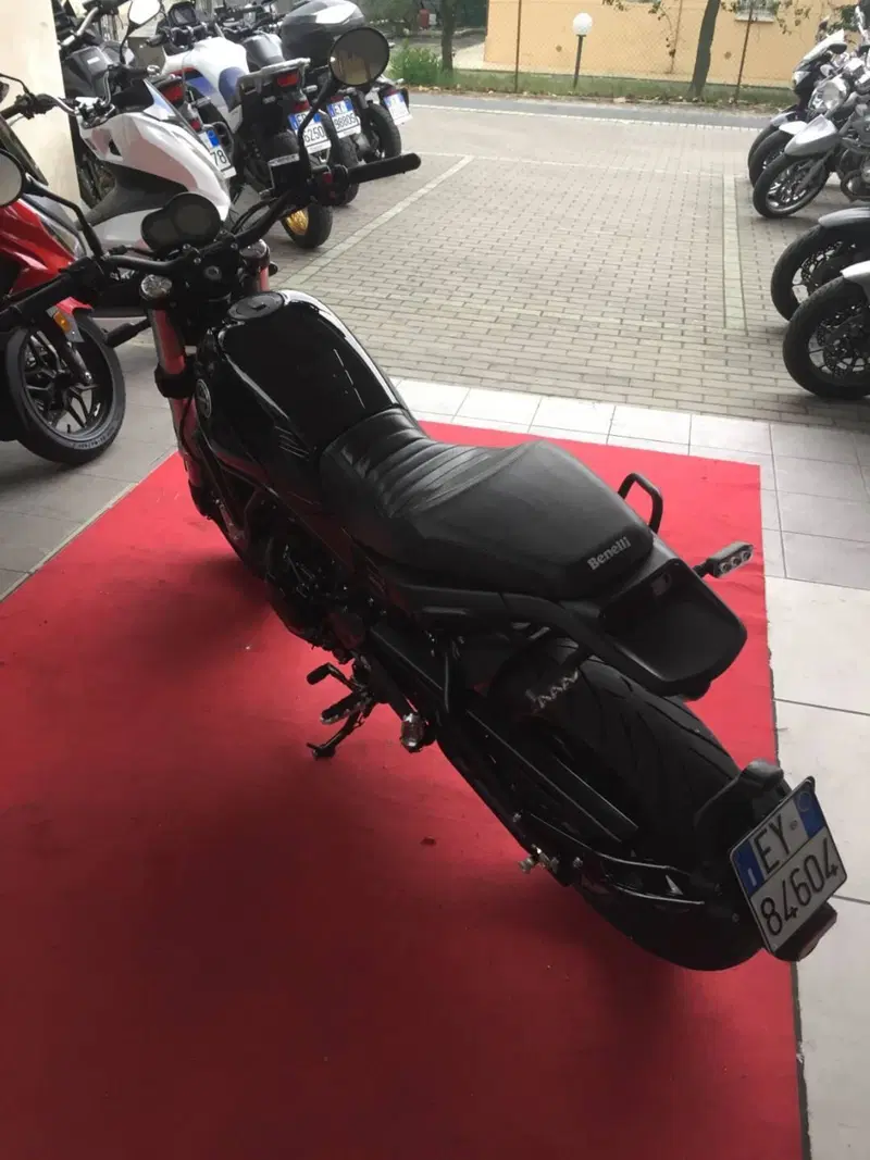 Benelli Leoncino 500 (2021 - 25) (3)