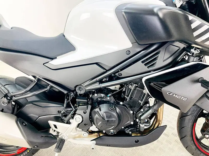 CFMOTO 450NK (2023 - 26) (7)