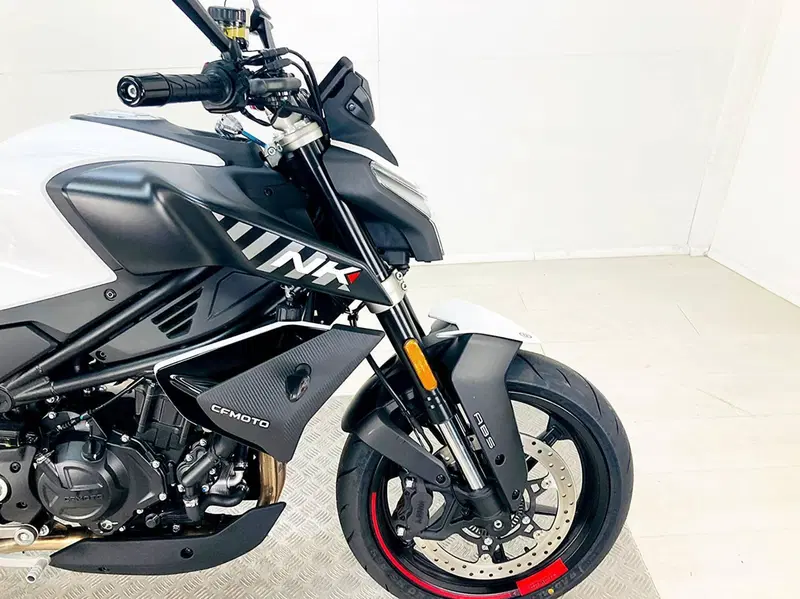 CFMOTO 450NK (2023 - 26) (8)