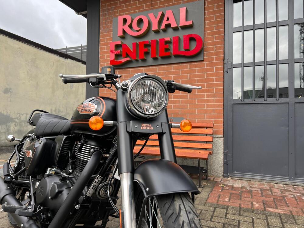 Royal Enfield Bullet 350 (2024) (4)