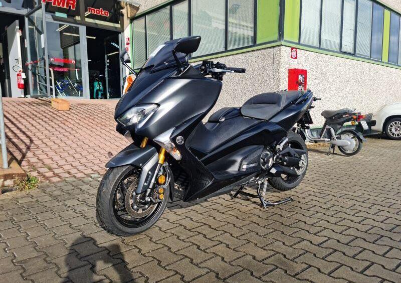 Yamaha T-Max 530 SX (2017 - 19), prezzo e scheda tecnica 