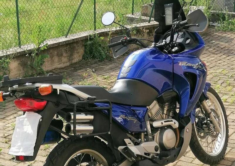 Vendo Honda Transalp XL 650V (2000 - 04) usata a Capannori (codice 8185909)  