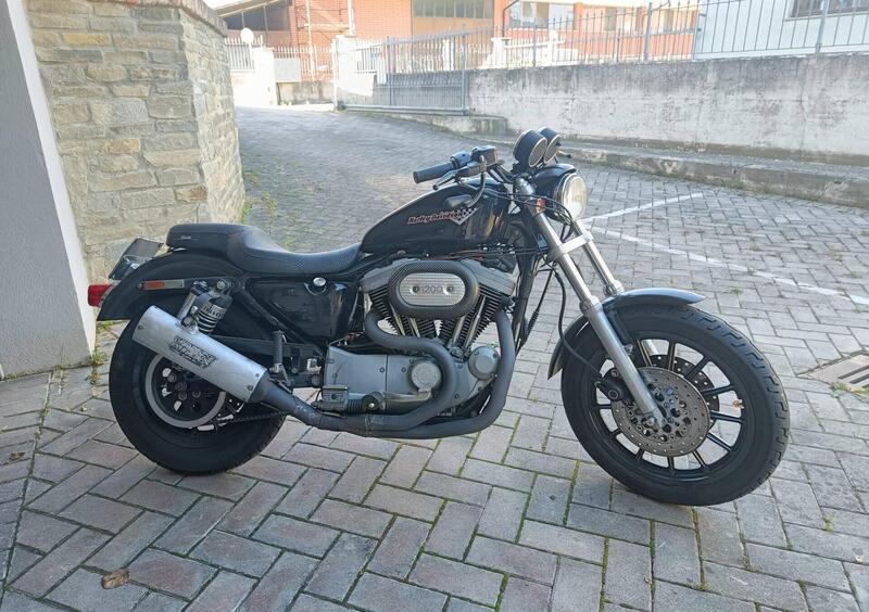 Harley-Davidson Sportster 1200 usata a Lonato del Garda per € 7.000