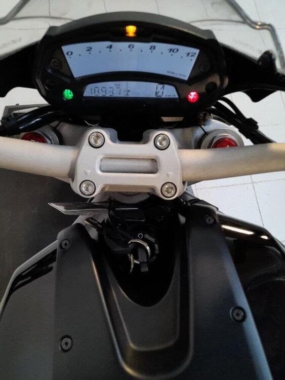 Ducati Monster 1100 (2009 -10) (5)