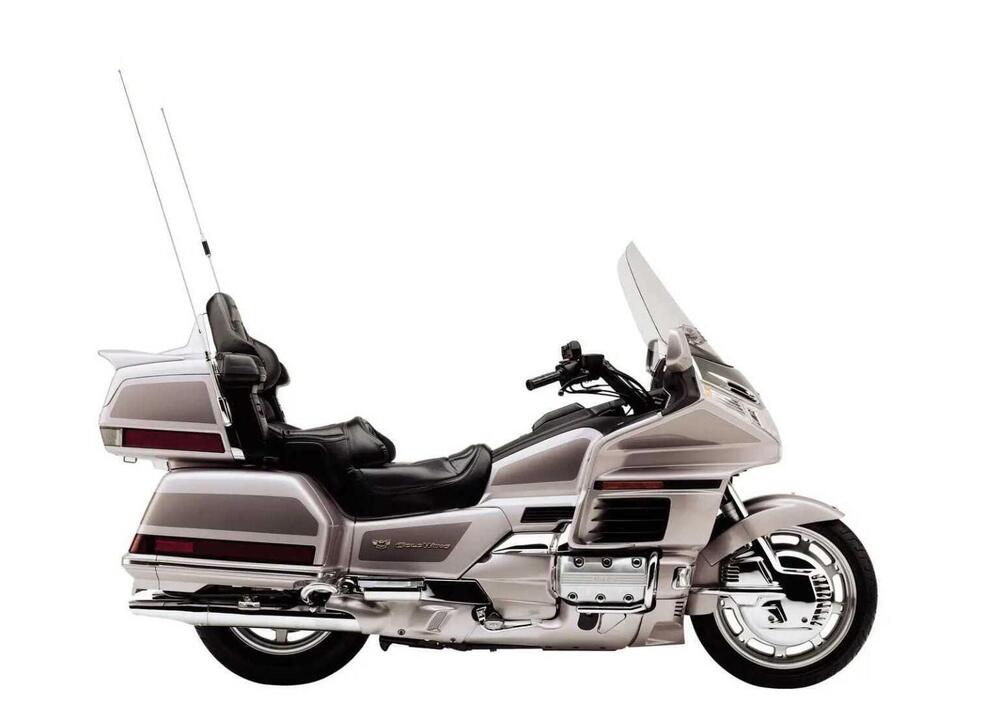 Honda GL 1500 C (1997 - 98)