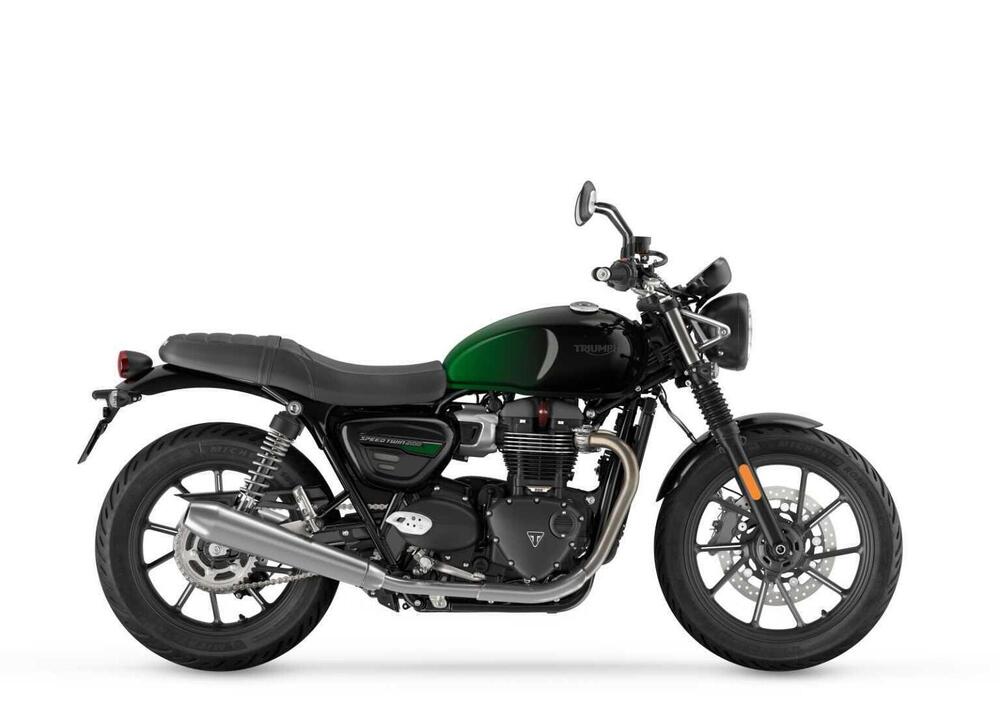 Triumph Speed Twin 900 Stealth Edition (2024) (2)