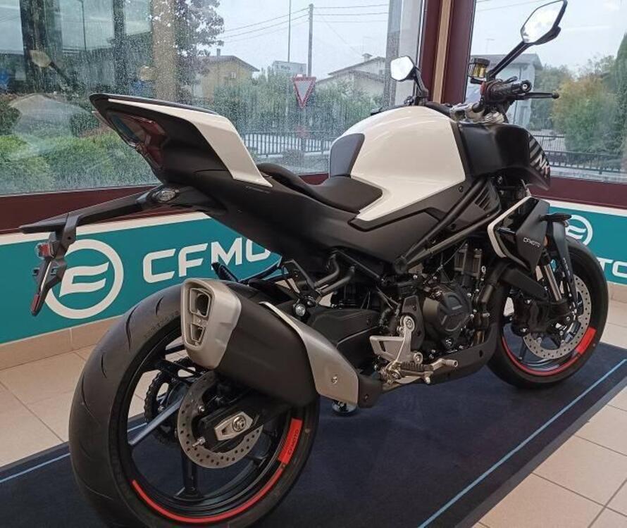 CFMOTO 450NK (2023 - 24) (4)