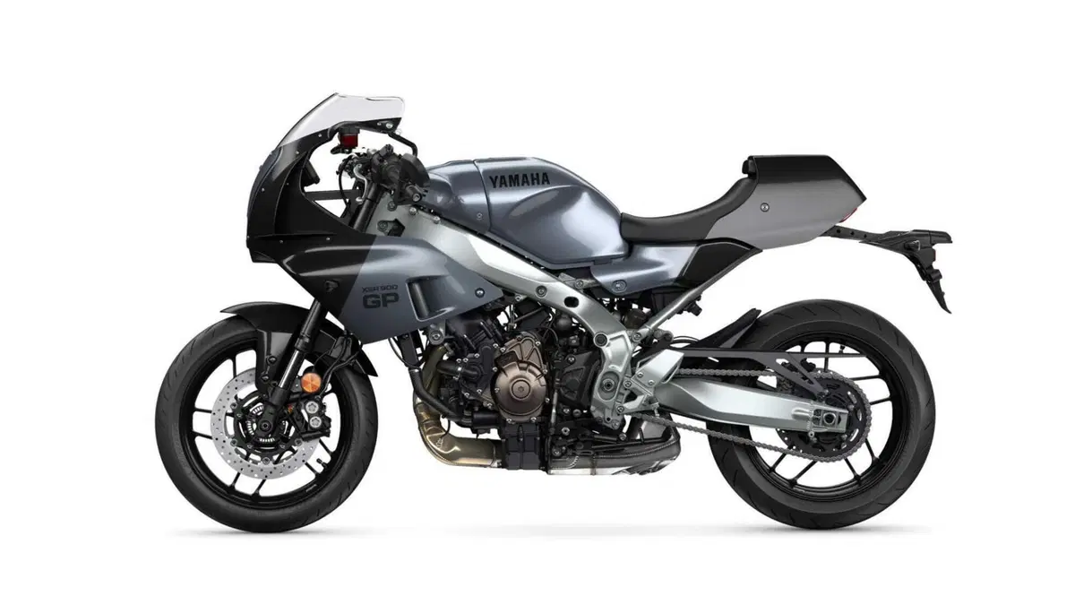 [VIDEO] Yamaha presenta la XSR900 GP e siamo subito negli anni Ottanta! (12)