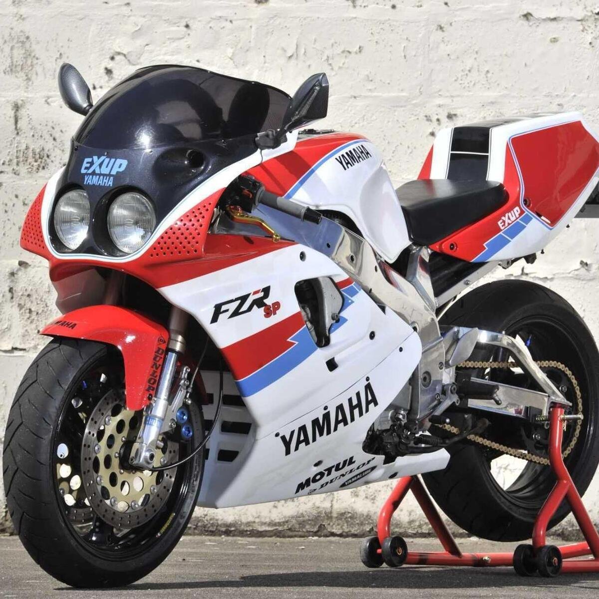 Yamaha YZF 750 SP