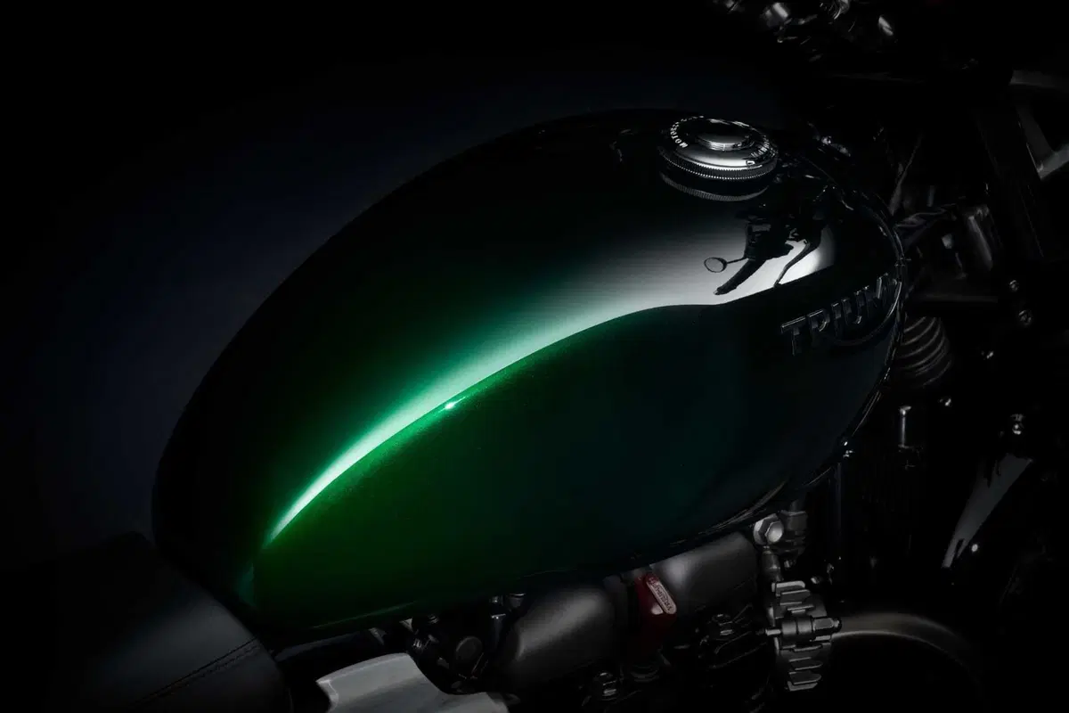 Ecco le nuove Triumph Stealth Edition: dipinte a mano e limitate [GALLERY] (58)