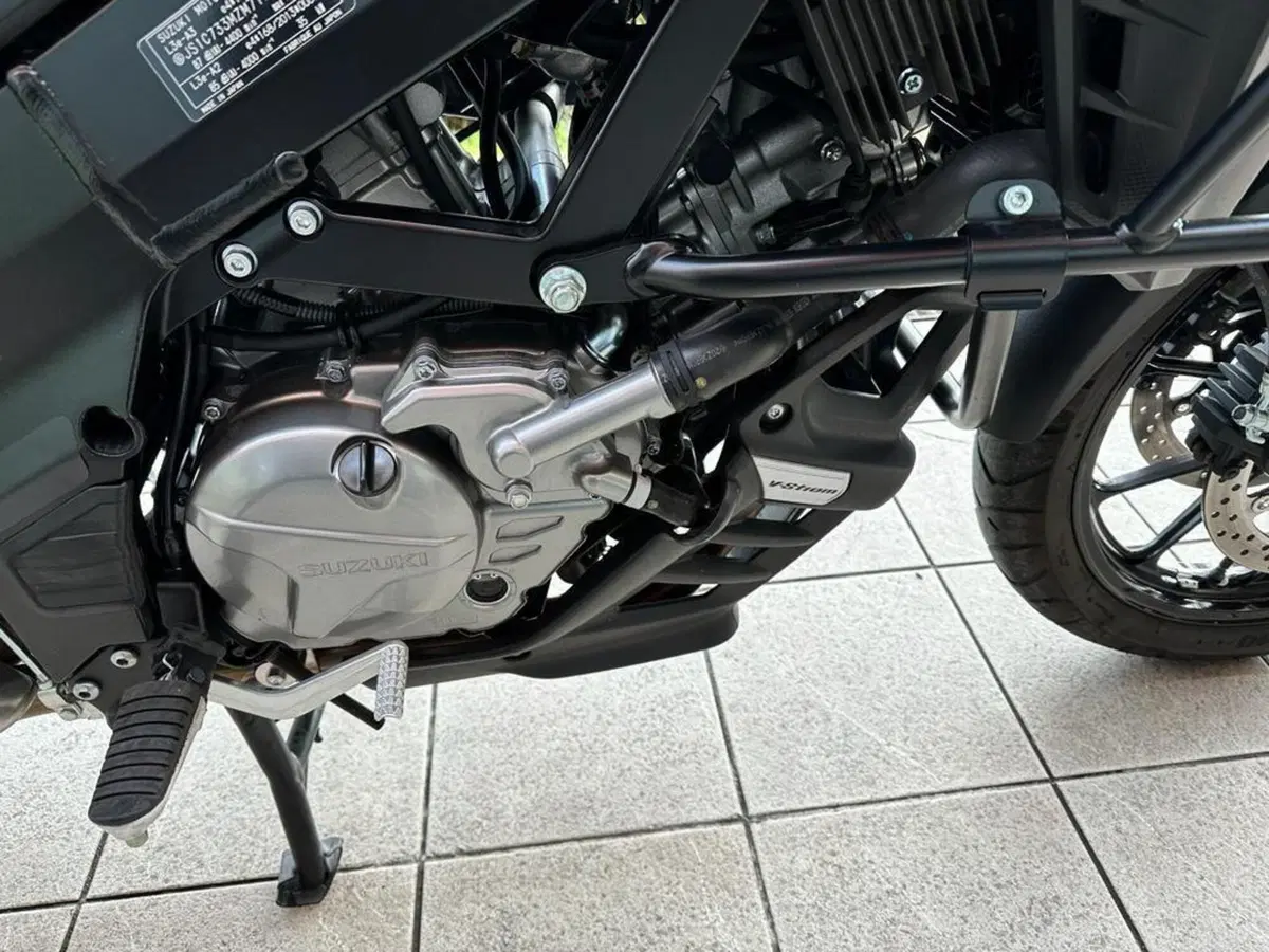 Suzuki V-Strom 650 (2021 - 25) (11)