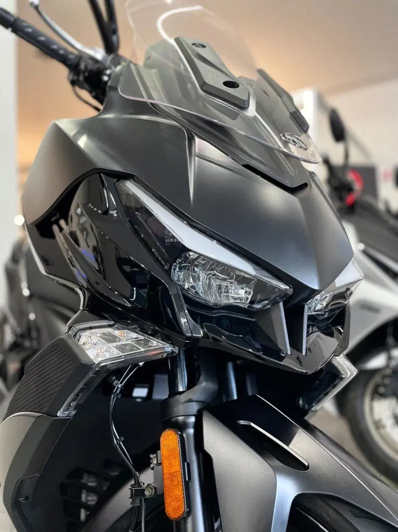 Kymco Xciting VS 400i (2023 - 26) (5)