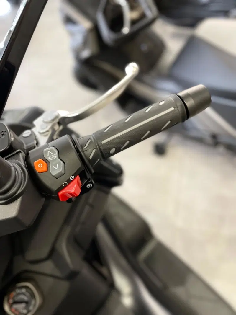 Kymco Xciting VS 400i (2023 - 26) (15)