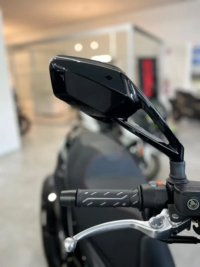 Kymco Xciting VS 400i (2023 - 26) (16)