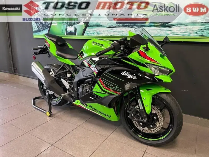 Kawasaki Ninja 400 (2023) (9)
