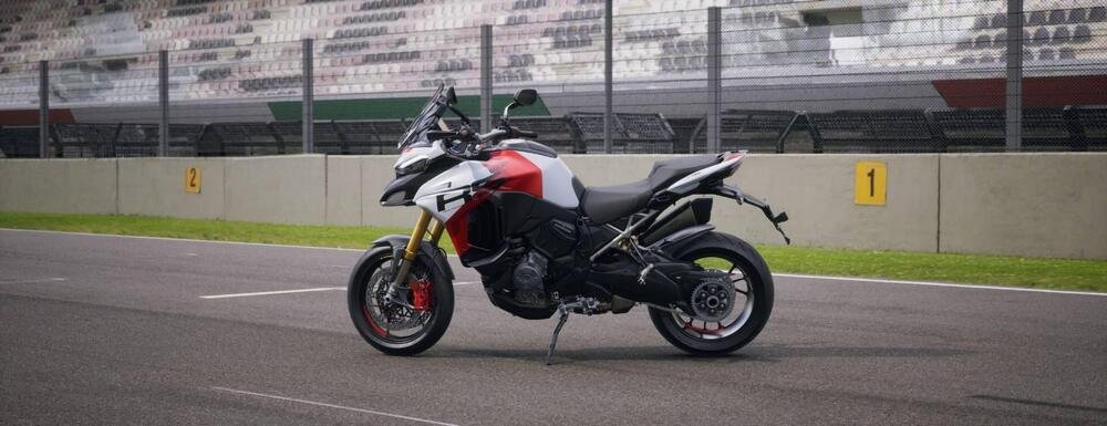 Ducati Multistrada V4 RS (2024) (4)