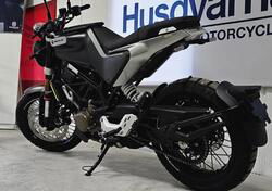 Husqvarna Svartpilen 125 (2021 - 23) nuova