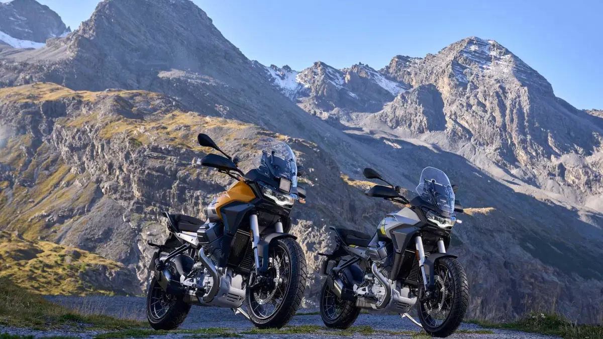 Moto Guzzi Stelvio, eccola! (10)