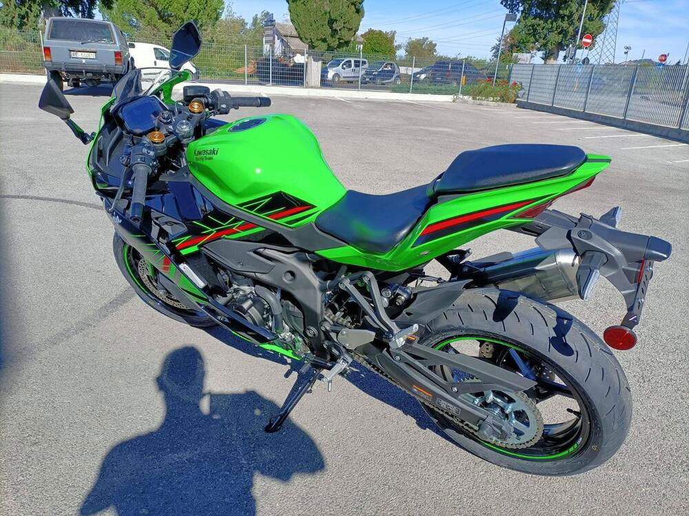 Kawasaki Ninja ZX-4RR (2024) (2)