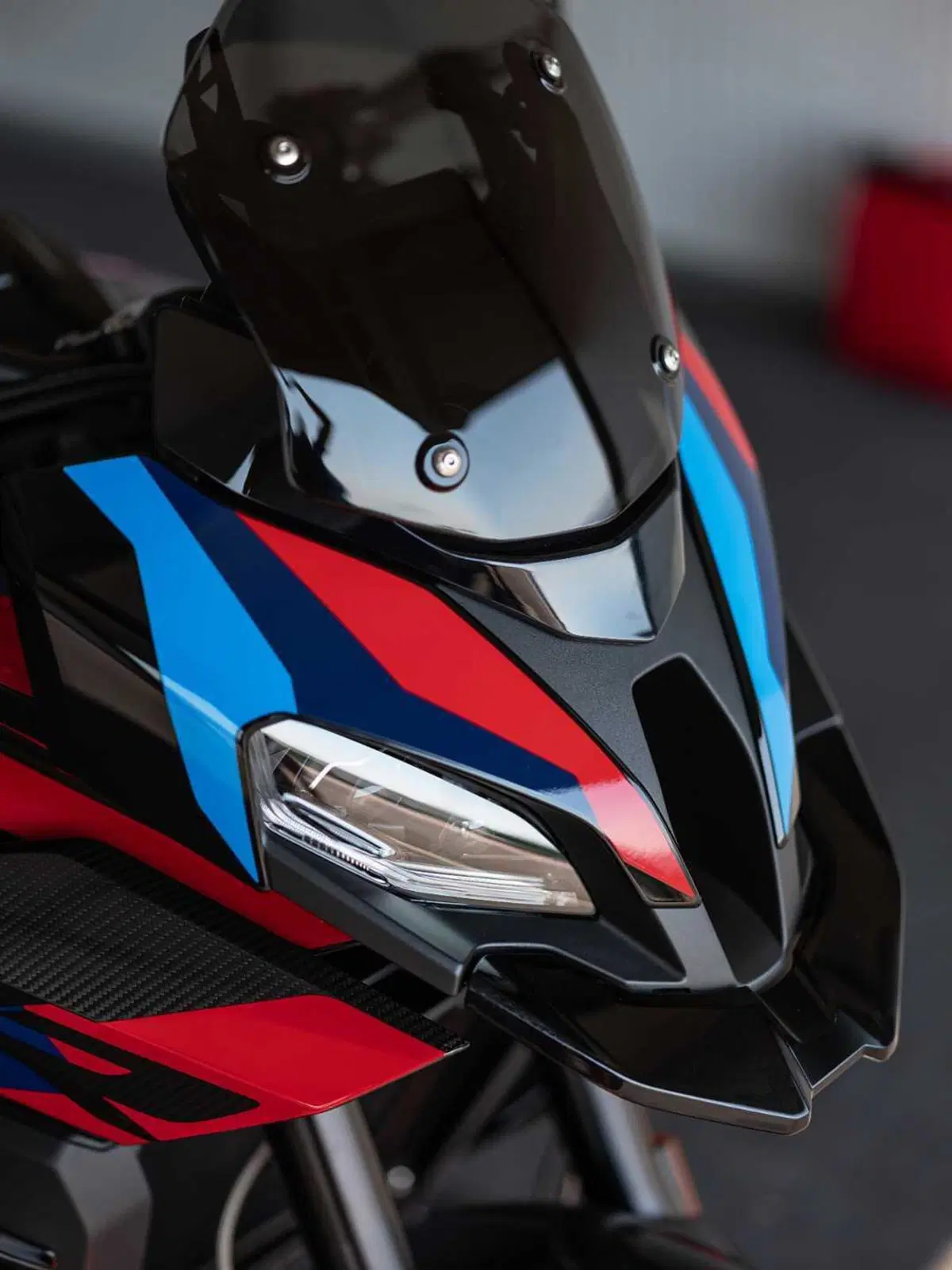 BMW M 1000 XR, crossover in salsa racing (40)