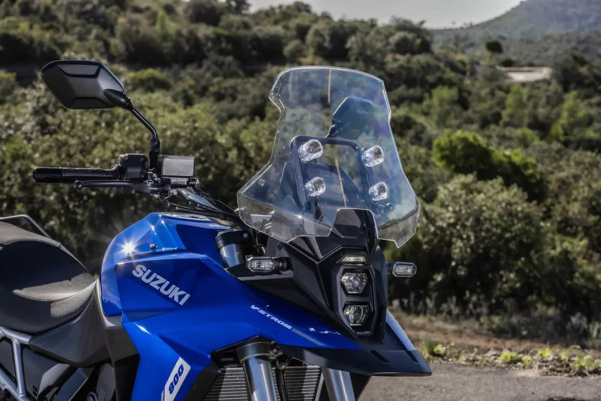 Suzuki V-Strom 800 SE (4)