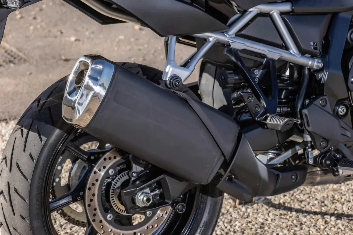 Suzuki V-Strom 800 SE (7)