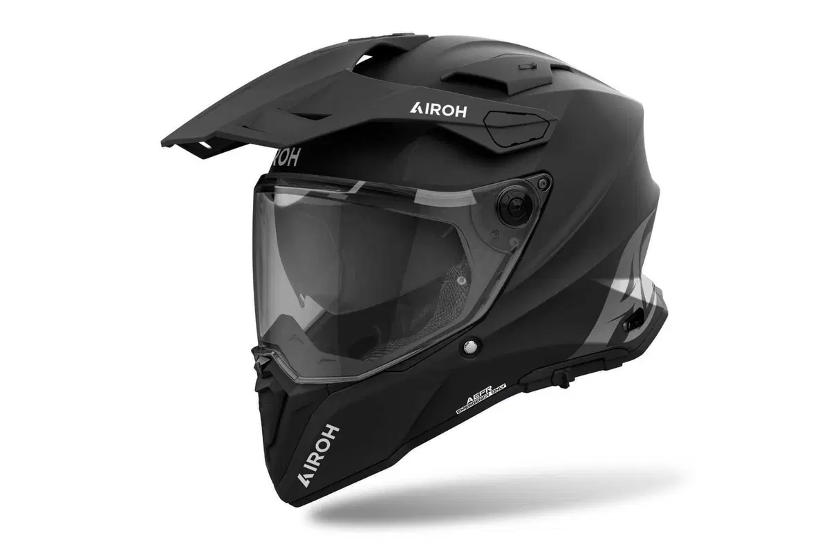 Airoh rinnova il suo Commander