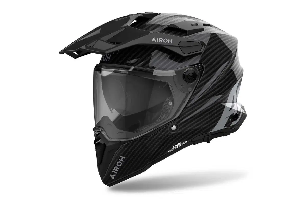Airoh rinnova il suo Commander (10)