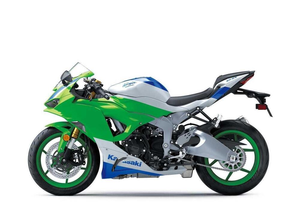 Kawasaki Ninja 636 ZX-6R 40th Anniversary Edition (2024) (3)