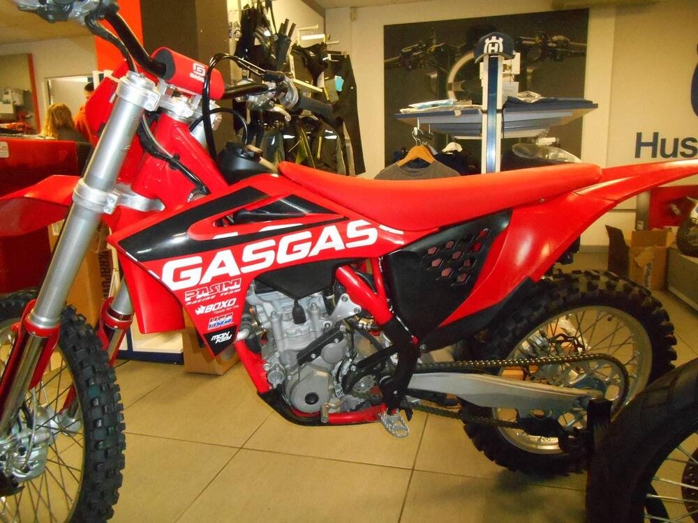 GASGAS MC 250 F (2022) (2)